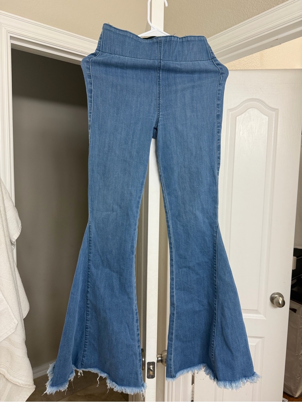 Show me your mumu berkley bells in blue - Picture 4 of 4